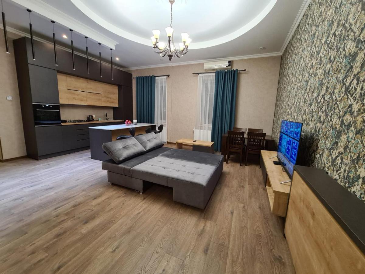 Nino'S Cosy Apartment Кутаиси Экстерьер фото