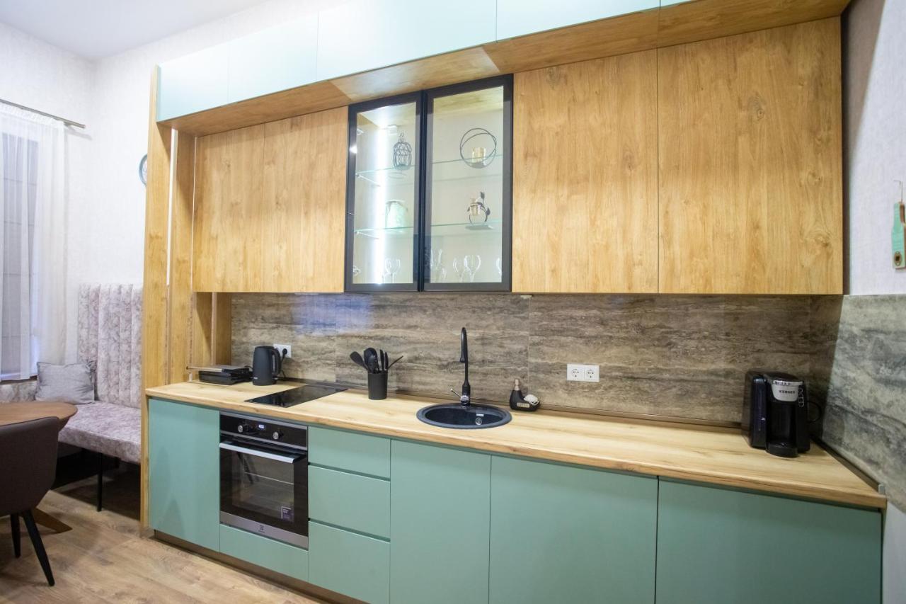 Nino'S Cosy Apartment Кутаиси Экстерьер фото