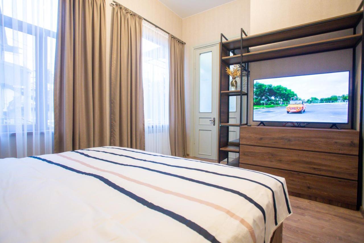 Nino'S Cosy Apartment Кутаиси Экстерьер фото