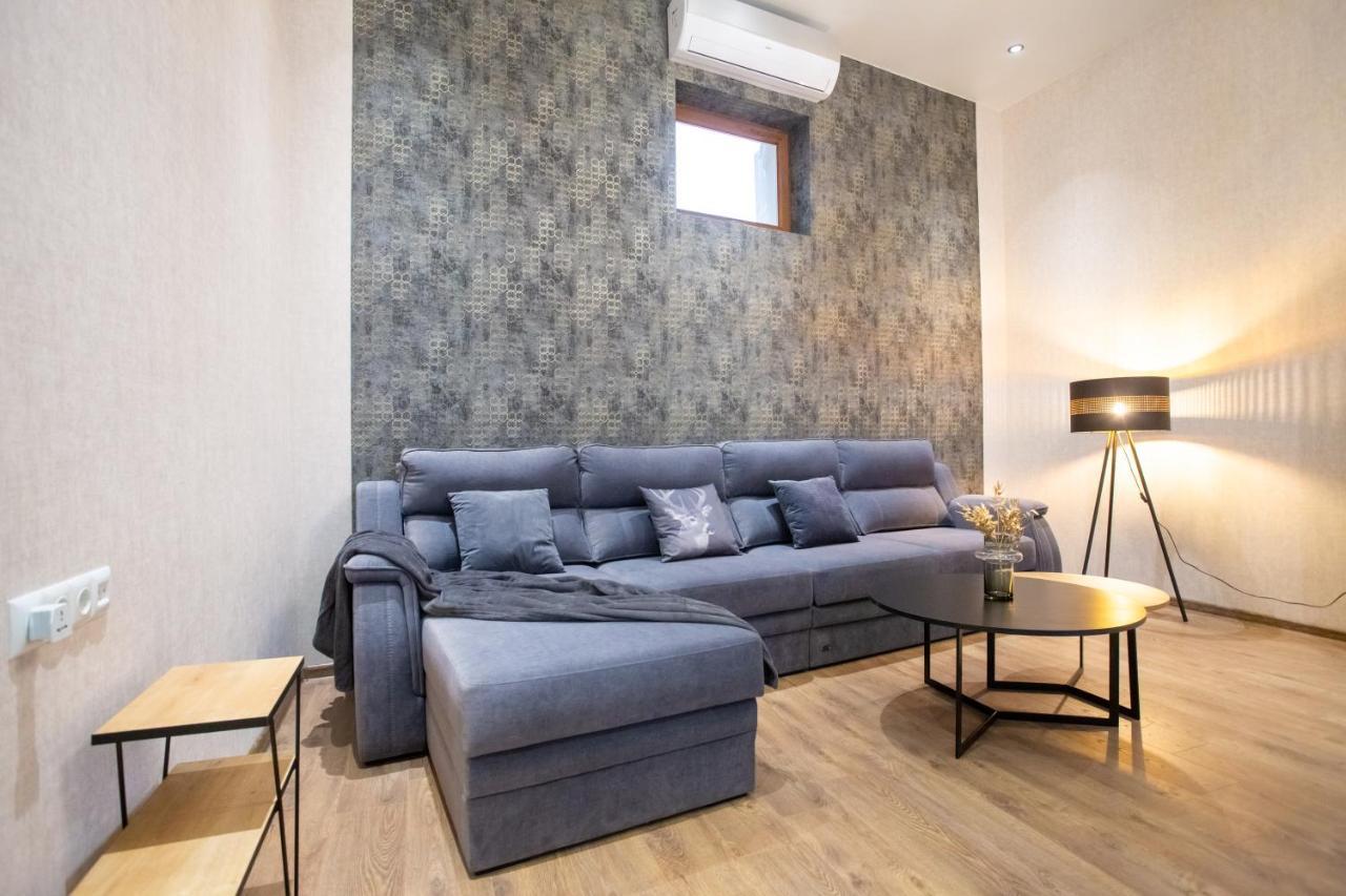 Nino'S Cosy Apartment Кутаиси Экстерьер фото