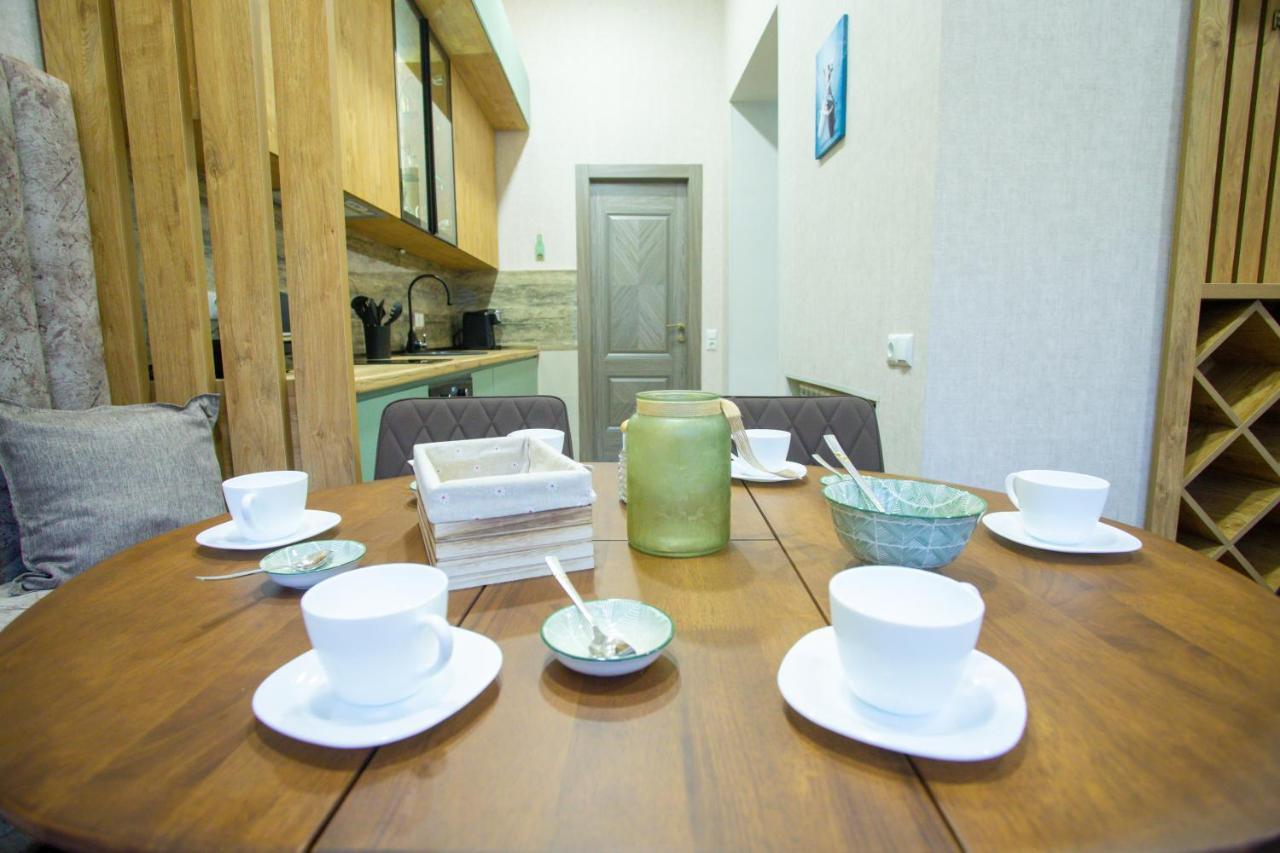 Nino'S Cosy Apartment Кутаиси Экстерьер фото